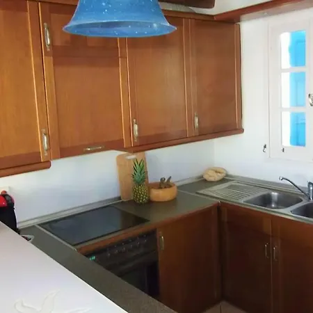 Beach Eleni 3 Bedrooms!superb View/location